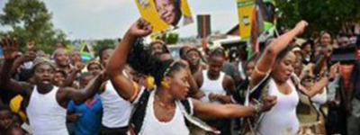 Africanos usam a Música para homenagear Mandela